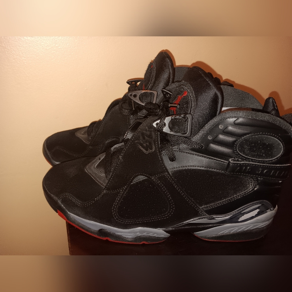 Air Jordan Retro 8 Black Sneakers